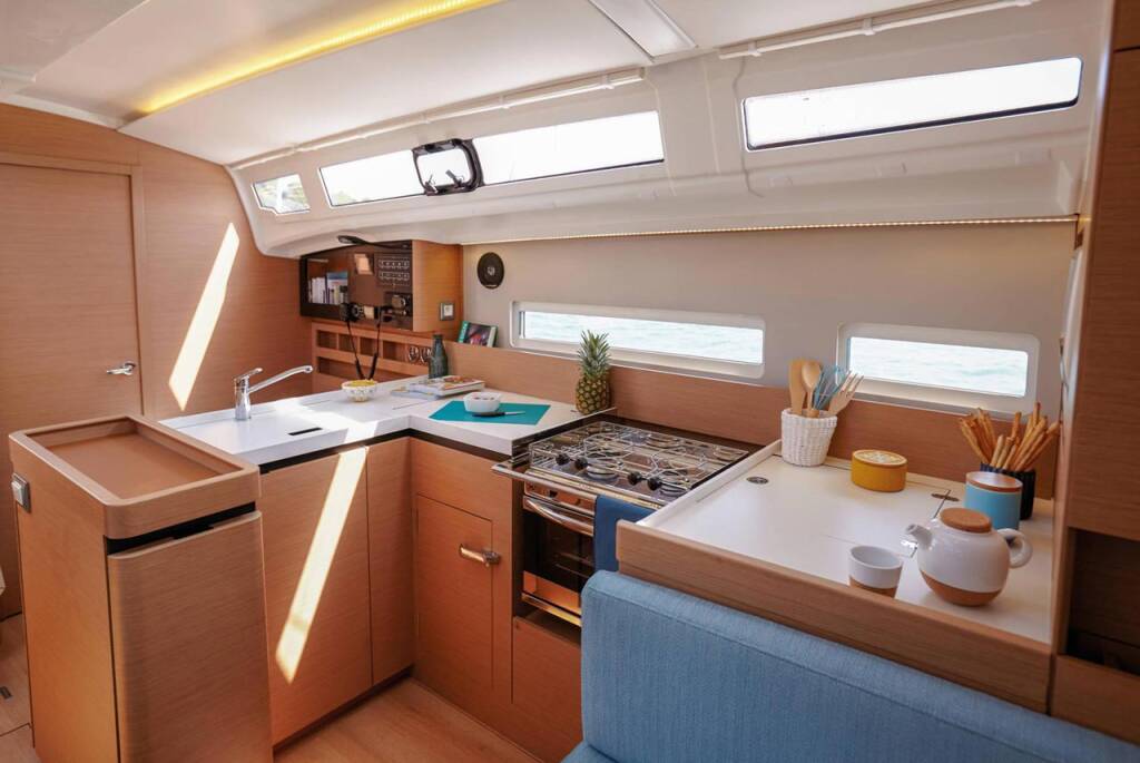 Sun Odyssey 410 Bona Res