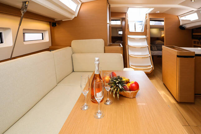 Sun Odyssey 440 Pullan