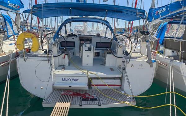 Sun Odyssey 440 Milky Way