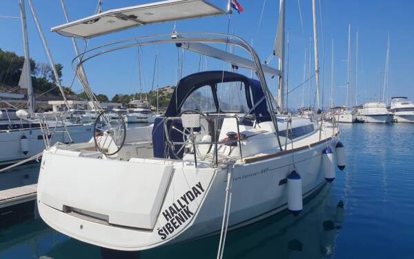 Sun Odyssey 449 Hallyday