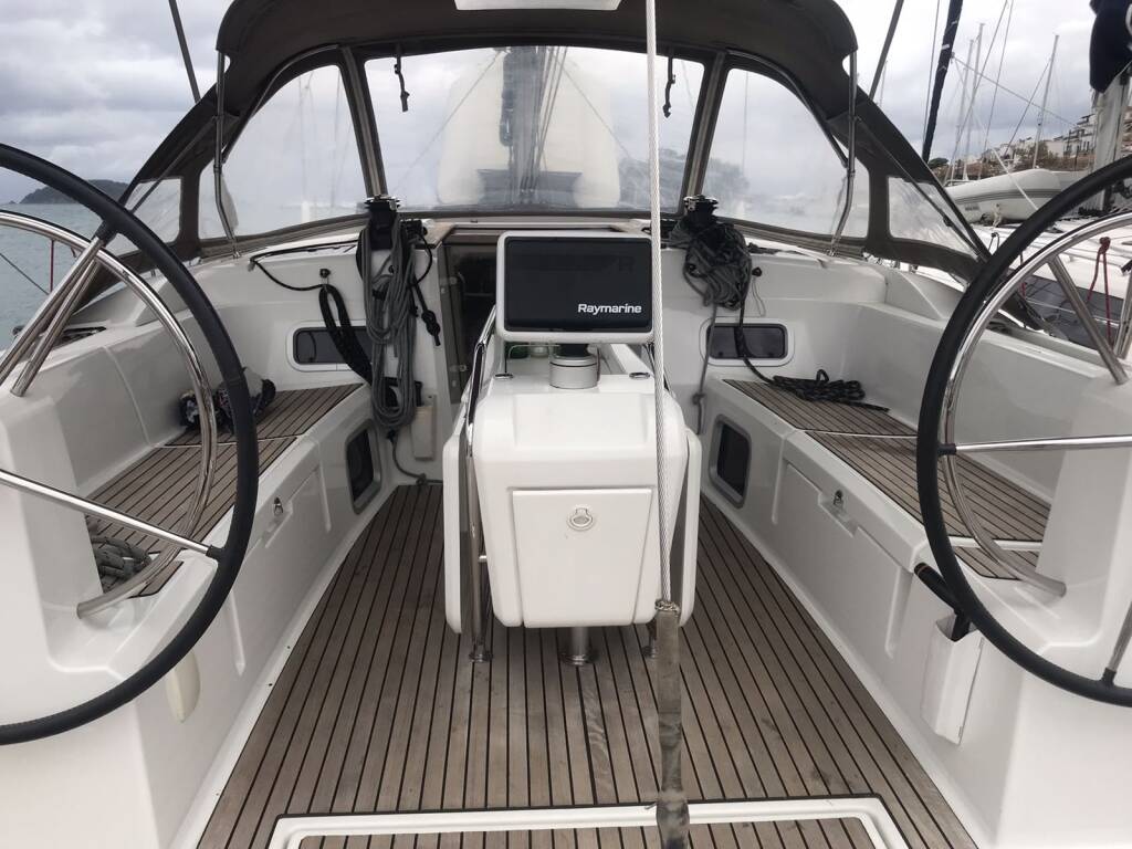 Sun Odyssey 469 Eva