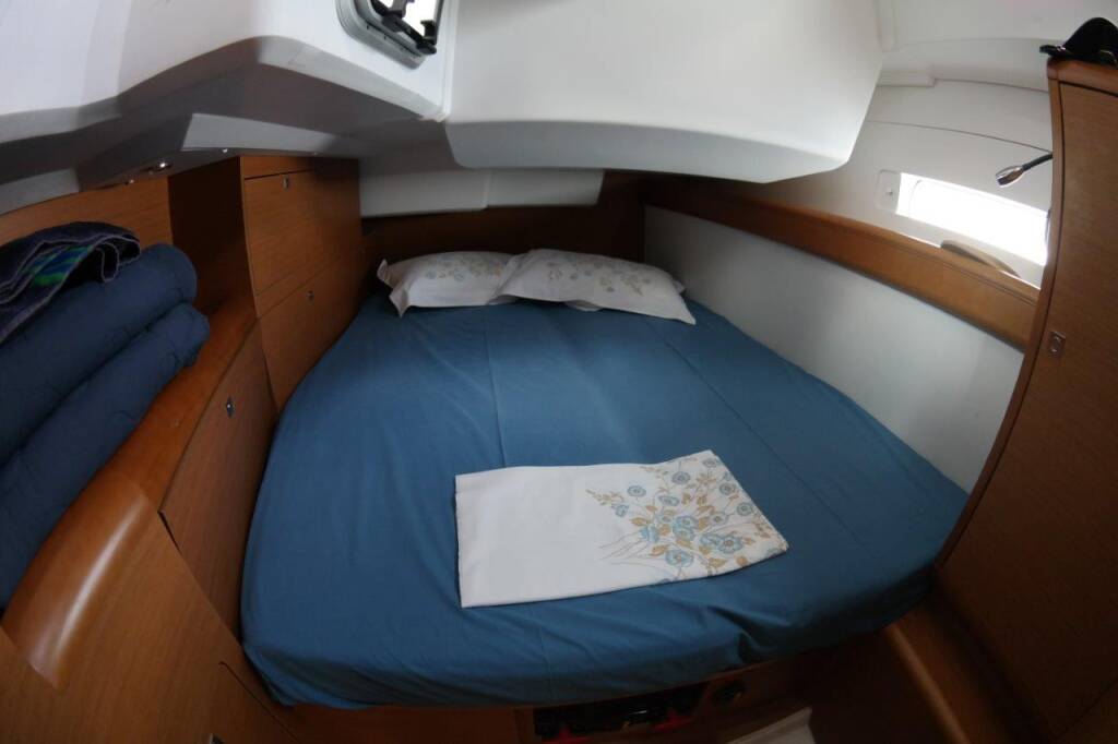 Sun Odyssey 469 Eva