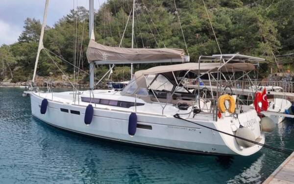 Sun Odyssey 479 Lucky Rain