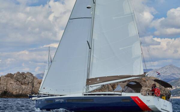 Sun Odyssey 490 Donar