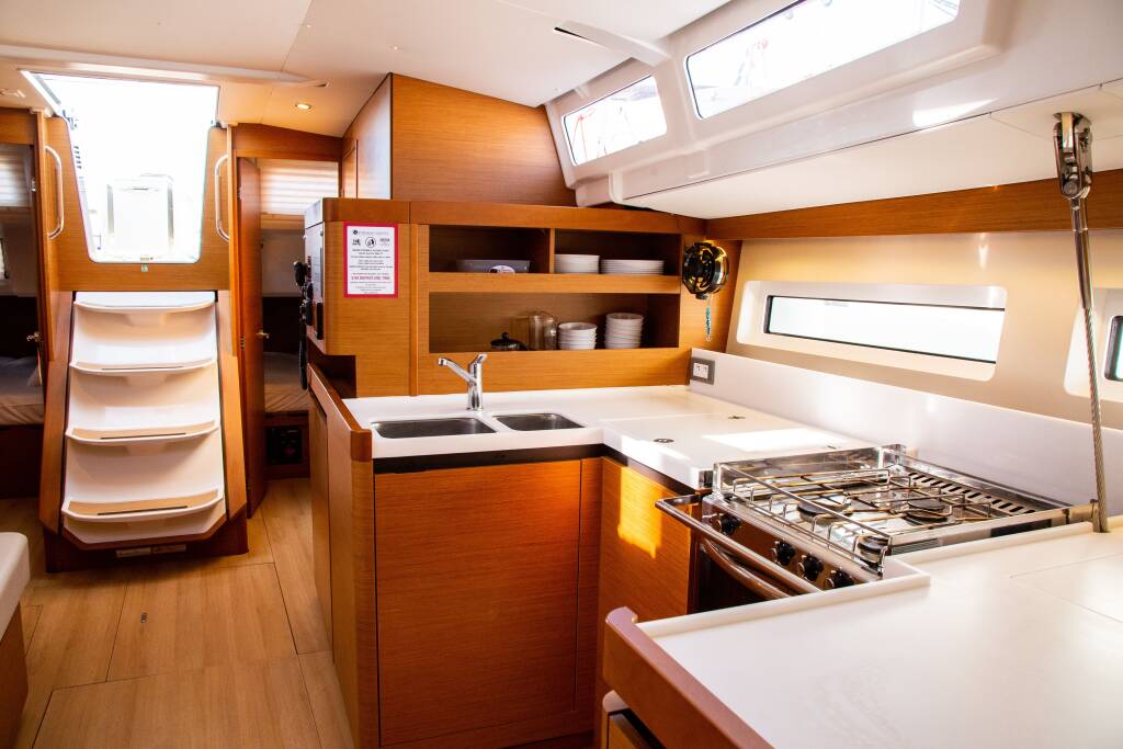 Sun Odyssey 490 Contigo