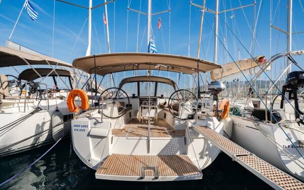 Sun Odyssey 519 Juicy Lucy