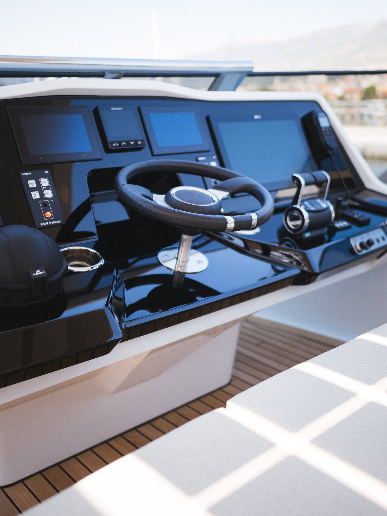 Sunreef 60 Power Shireen