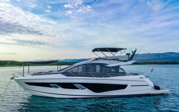 Sunseeker 65 Sport Yacht X2